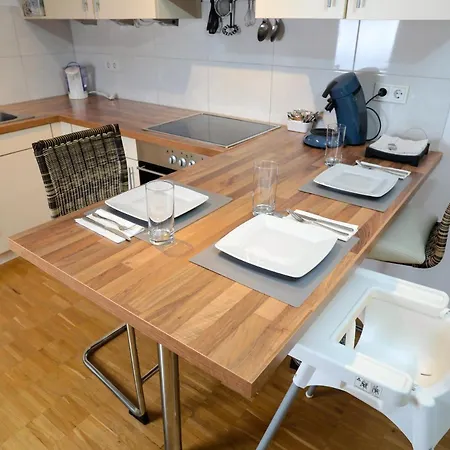 Apartment Ruhige Terrassen-whg. 68qm Im Stadtzentrum