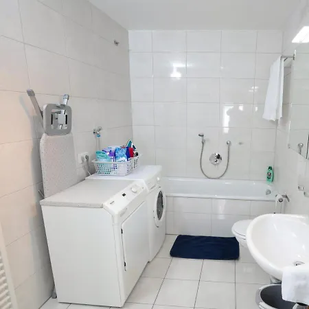 Apartment Ruhige Terrassen-whg. 68qm Im Stadtzentrum *